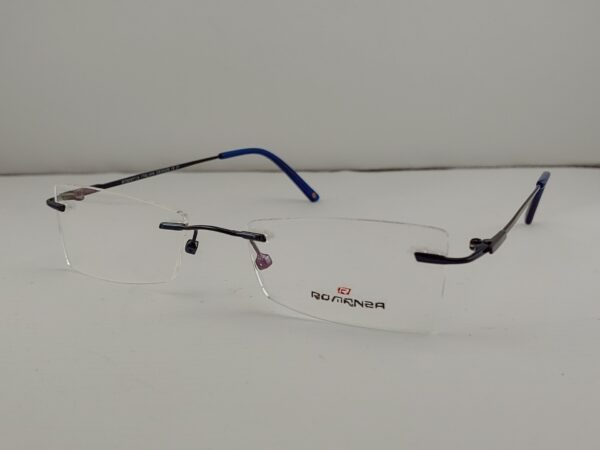VM AQ002-CLR22
