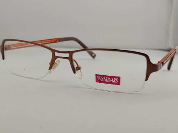 VM V2108-CLR05