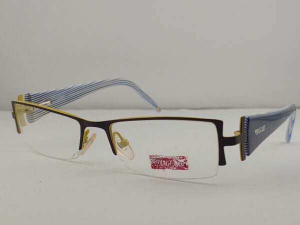 VM V3005-CLR03A