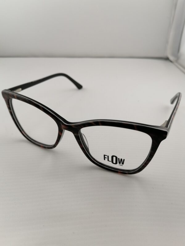 VM YZ68030-52C8